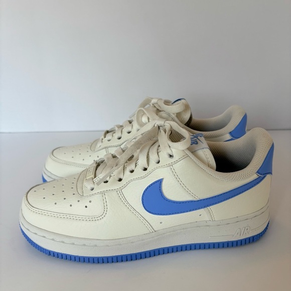 Nike Air Force 1 Low White University Blue Size 6Y Youth DC9486-104 - Picture 1 of 11